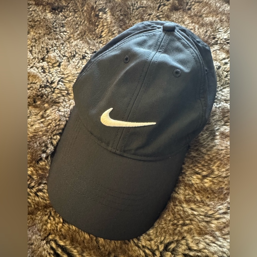 Nike dri fit hat